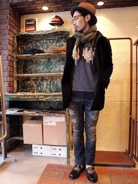 「LOUNGE LIZARD（ラウンジリザード）のアイテム（その他アウター）」を使った、Thescrewさん（メンズ・170cm）の秋コーディネート