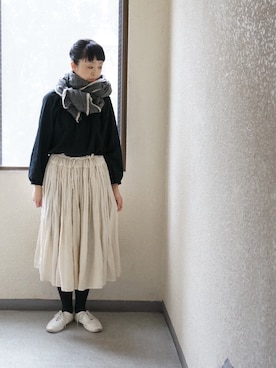 「ブラック×ホワイト」｜「アイテム（その他シューズ）」を使った、masumiさん（レディース・158cm）の秋コーディネート