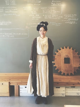 「アイテム（ストール/ショール）」を使った、masumiさん（レディース・158cm）の春コーディネート