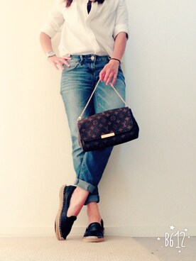 「WITCHERY（ウィッチェリ）のアイテム」を使った、Sara さん（レディース・157cm）の春コーディネート