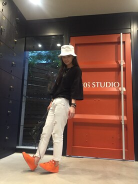 丁玉專さんのコーディネート