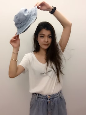 丁玉專さんのコーディネート