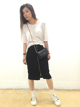 丁玉專さんのコーディネート