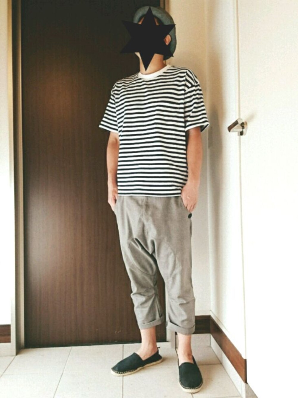 「休日スタイル、シンプル部」｜「rovtskiのアイテム（その他パンツ、グレー系）」を使った、gotさん（メンズ・176cm）の夏コーディネートの1枚目の写真
