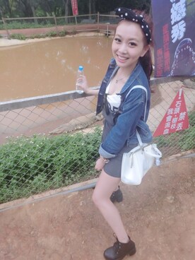 bolly 寶莉さんのコーディネート