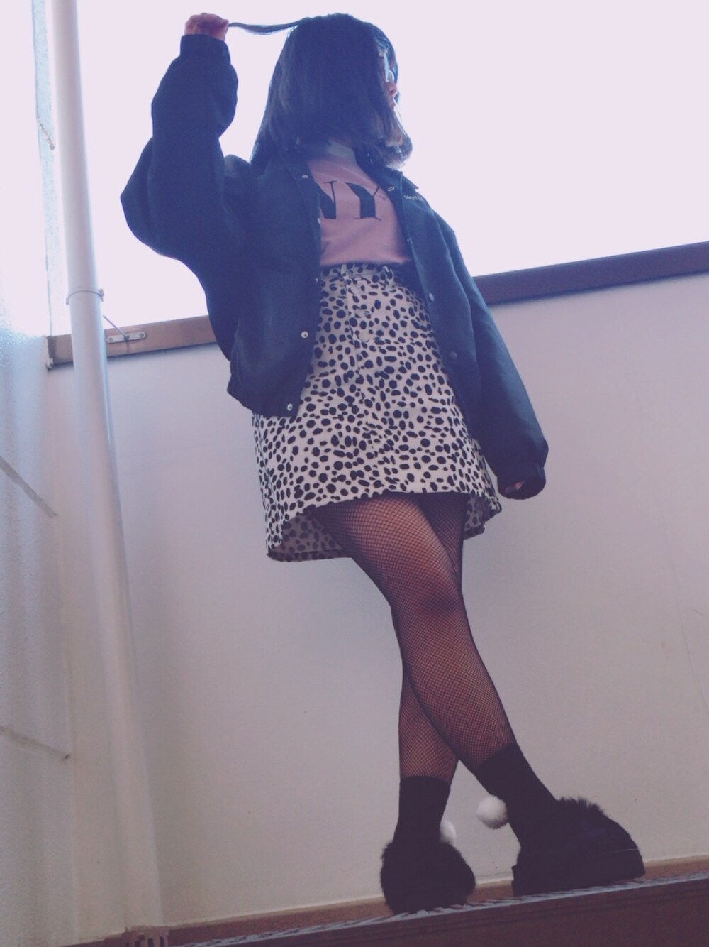「outfit、disney、Disneyland、WEGO、ファー」｜「WEGOのWEGO/コーチジャケット（ブルゾン、ブラック系）」を使った、mimeroさん（レディース・152cm）の冬コーディネートの1枚目の写真