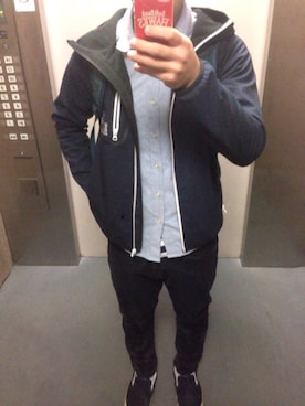 「アイテム（マウンテンパーカー、ブルー系）」を使った、たなかさんさん（メンズ・164cm）の秋コーディネート