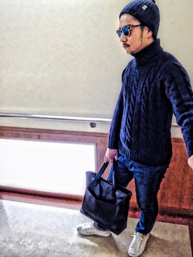 「MARC JACOBS（マークジェイコブス）のアイテム（トートバッグ）」を使った、yusukeさん（メンズ・176cm）の秋コーディネート