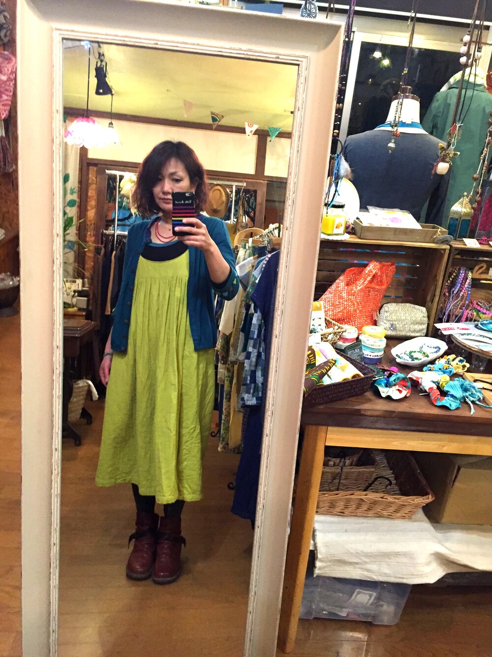 「カラーアイテム」｜「kago8のアイテム（チュニック、イエロー系）」を使った、Chika  Satouさん（レディース・155cm）の春コーディネートの1枚目の写真