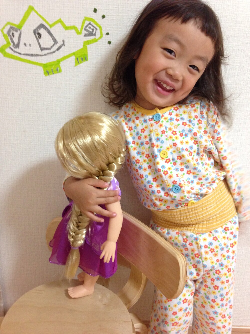「花柄、3歳、姪っ子、パジャマ、ラプンツェル、パッツン前髪、めいっこーで、前髪ぱっつん」｜「アニメーターコレクションドール
ラプンツェル♡（フィギュア、パープル系）」を使った、chibiusa◌⑅⃝さん（キッズ・90cm）の夏コーディネートの1枚目の写真