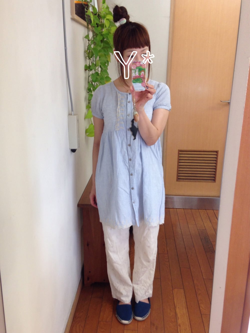 「レース、お団子ヘアー、エスパドリーユ、ラクチンコーデ、キャンバスシューズ」｜「NICE CLAUPのNICE CLAP ワンピース♡（ワンピース、ブルー系）」を使った、chibiusa◌⑅⃝さん（レディース・160cm）の夏コーディネートの1枚目の写真