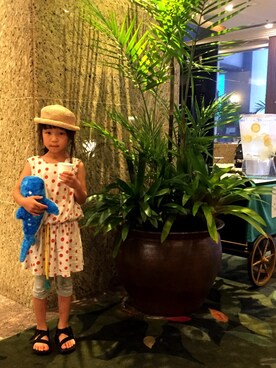 「von（ボン）のアイテム」を使った、mineccoさん（キッズ・110cm）の秋コーディネート