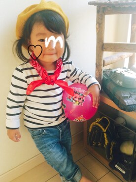 「3coins（3coins）のアイテム（ハンチング/ベレー帽、イエロー系）」を使った、miiiiiさん（キッズ）の秋コーディネート