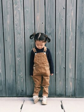 「GLOBAL WORK（グローバルワーク）のアイテム（オールインワン・サロペット）」を使った、ninicoさん（キッズ・90cm）の秋コーディネート