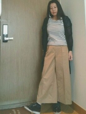 「allureville（アルアバイル）のアイテム（チノパンツ、ベージュ系）」を使った、ちるちるさん（レディース・155cm）の春コーディネート