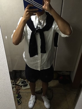「スタンスミス」｜「アイテム（PC・スマホグッズ/家電）」を使った、Toshiyaさん（メンズ・166cm）の夏コーディネート