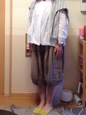 「Veritecoeur（ヴェリテクール）のピエロパンツ
（その他パンツ、ベージュ系）」を使った、natsuko♡さん（レディース・164cm）の春コーディネート