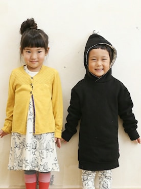 「アイテム（レッグウェア）」を使った、わらしちゃん😻さん（キッズ・100cm）の秋コーディネート