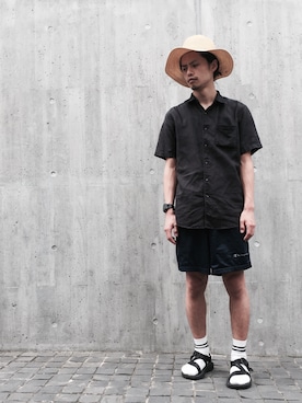 「N.HOOLYWOOD（N.ハリウッド）のアイテム（サンダル）」を使った、PERCUT 鈴木 未来さん（メンズ・173cm）の夏コーディネート