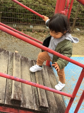 「公園コーデ」｜「アイテム（ブルゾン）」を使った、Hne2さん（レディース・166cm）の冬コーディネート
