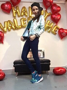 「air huarache」｜「アイテム（ナイロンジャケット）」を使った、Phoebe Dreamyさん（レディース・173cm）の冬コーディネート