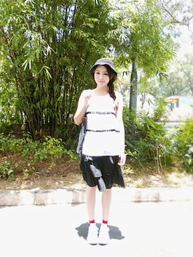 Phoebe Dreamyさん（レディース・173cm）の夏コーディネート