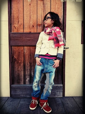 「インディゴデニム」｜「アイテム（ノーカラージャケット）」を使った、eiseiさん（キッズ・135cm）の冬コーディネート