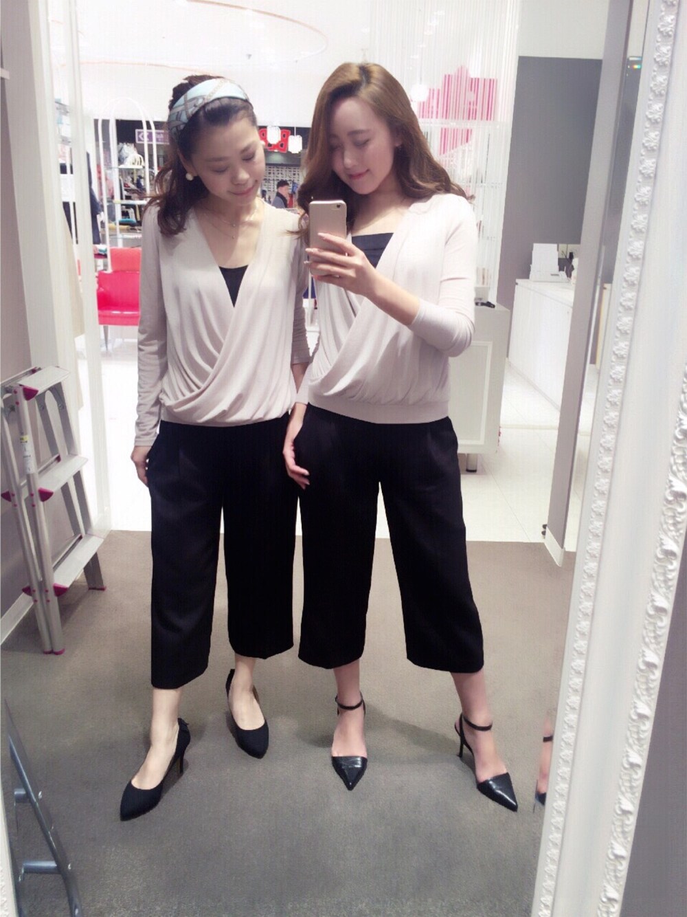 「M.deuxのワイドパンツ（その他パンツ、ブラック系）」を使った、AYAさん（レディース・161cm）の冬コーディネートの1枚目の写真
