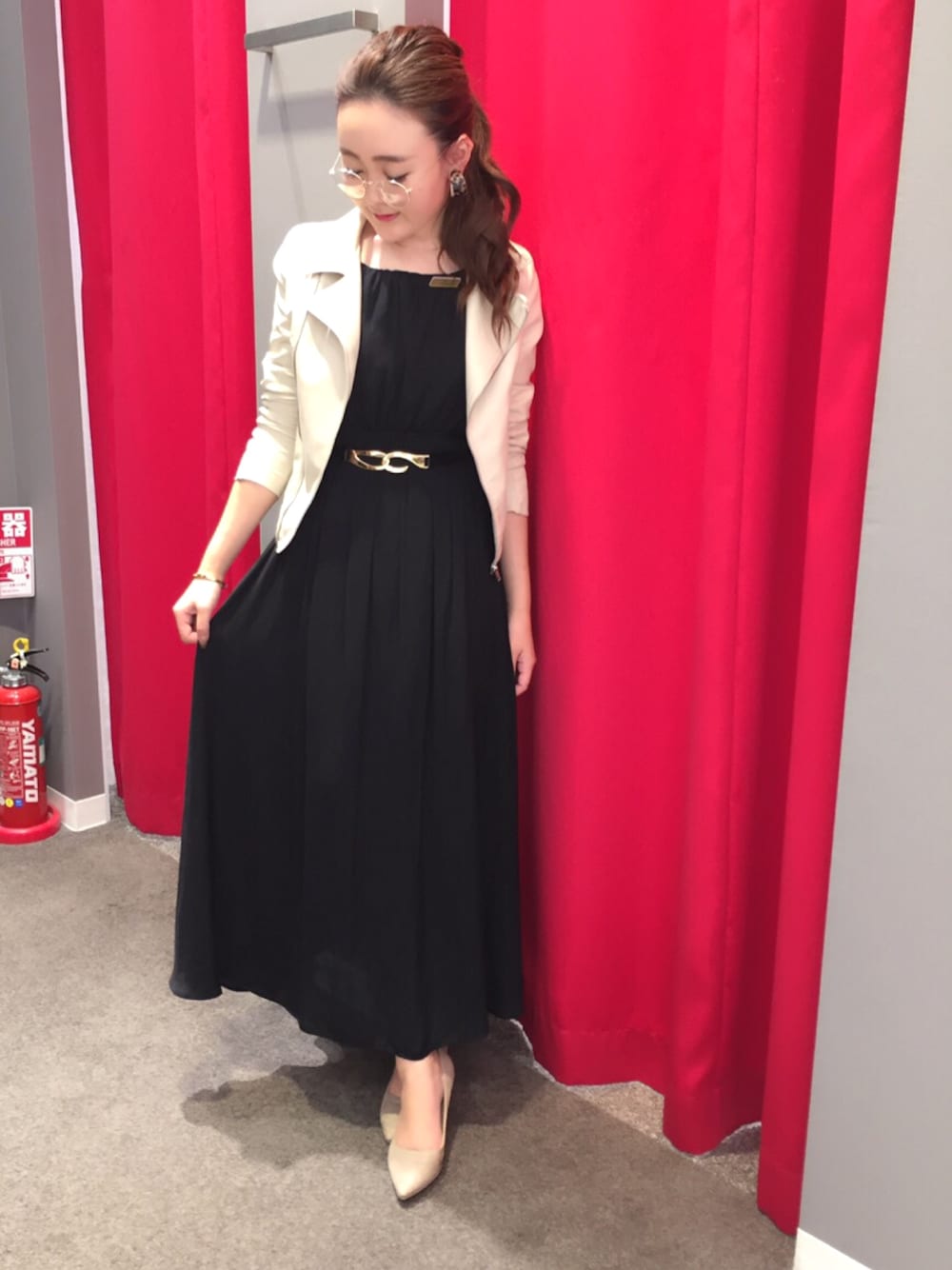 「M.deuxの女神ワンピース（ワンピース、ブラック系）」を使った、AYAさん（レディース・161cm）の秋コーディネートの1枚目の写真