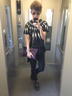 「NEIL BARRETT（ニールバレット）のアイテム（Tシャツ/カットソー）」を使った、koukiさん（メンズ・183cm）の春コーディネート