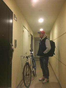 「アイテム（ダウンベスト、その他）」を使った、shinpei11さん（メンズ・170cm）の春コーディネート