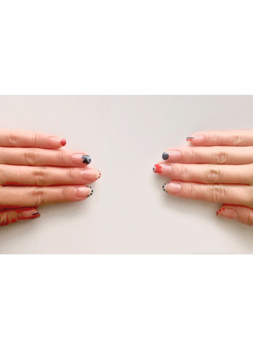 「セルフネイル、北欧ネイル、マリメッコ」｜「no brandのアイテム（ハンドケア/ハンドクリーム、レッド系）」を使った、tictactocさん（レディース・152cm）の秋コーディネートの1枚目の写真