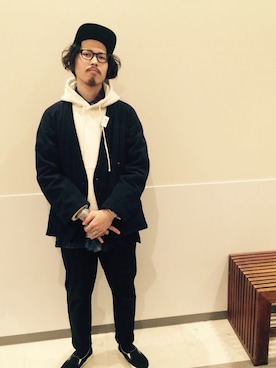 「アイテム（バングル/リストバンド）」を使った、Masaru  Miuraさん（メンズ・174cm）の冬コーディネート