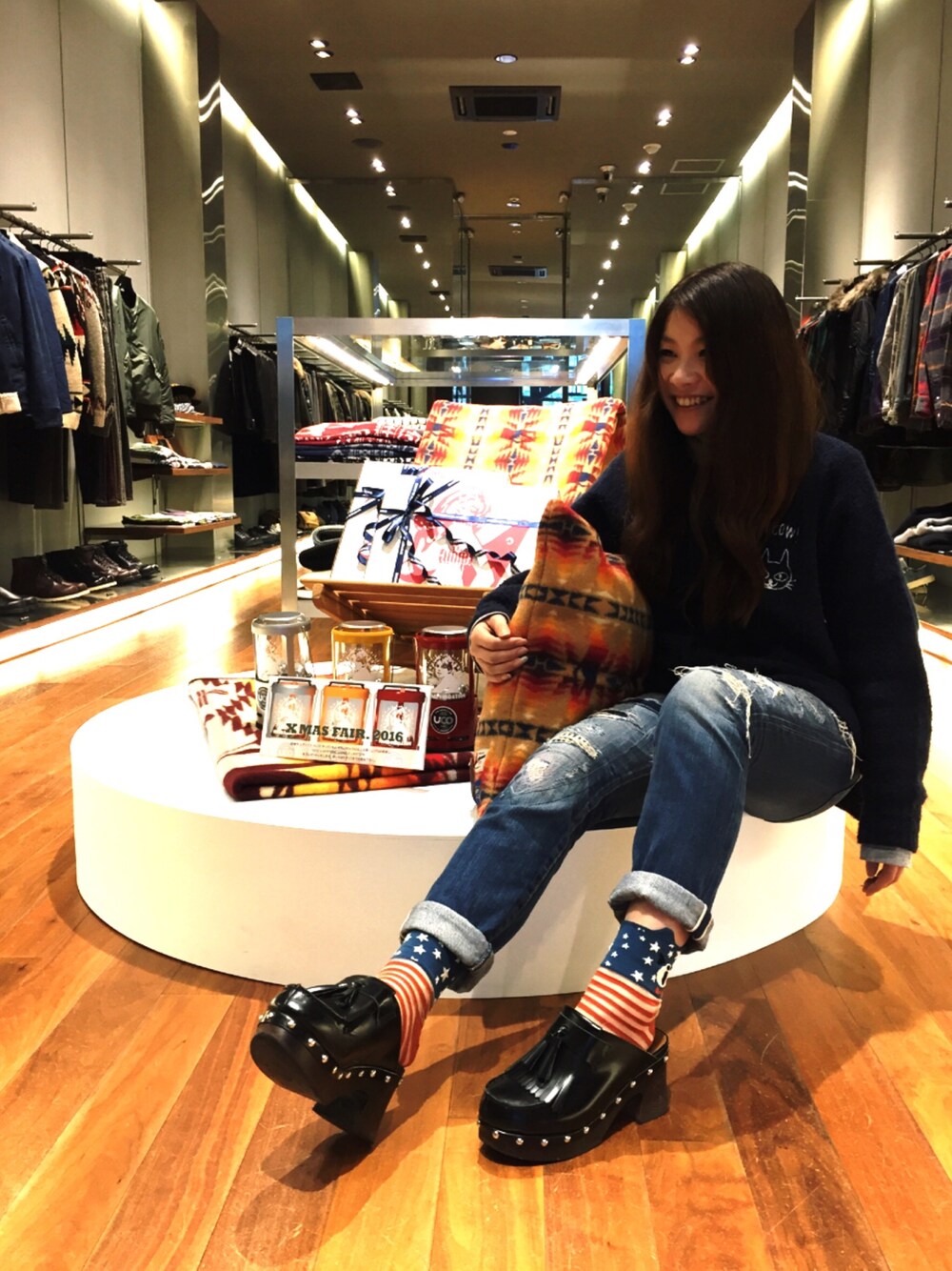 レア✨ヒステリックグラマー　モヘヤ混　セーターラグラン　猫　花　刺繍　F 黒 HYSTERIC GLAMOUR（ニット/セーター）のフリマアイテム一覧
