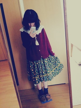 「Aラインスカート」｜「アイテム（モカシン/デッキシューズ）」を使った、あやぺさん（レディース・155cm）の秋コーディネート