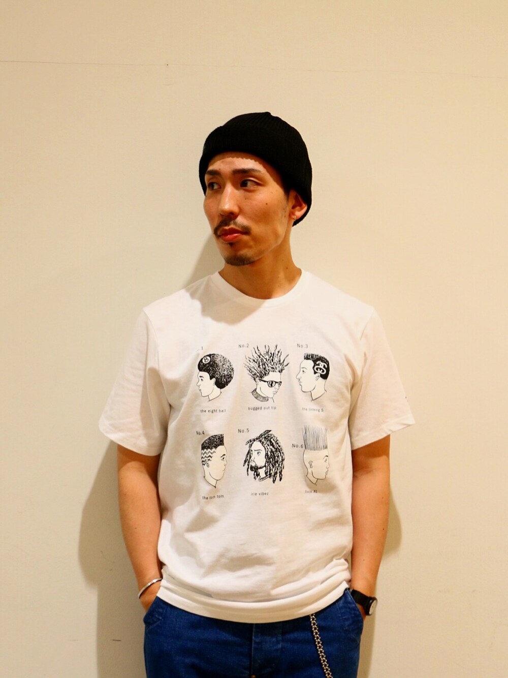 「夏コーデ、カジュアル、シンプル、Tシャツ、stussy、ホワイト」｜「STUSSYのアイテム（Tシャツ/カットソー、ホワイト系）」を使った、RYOSUKE TAKAOさん（メンズ・170cm）の夏コーディネートの1枚目の写真