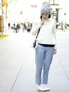 「アイテム（ニットキャップ/ビーニー、グレー系）」を使った、MisaPさん（レディース・162cm）の冬コーディネート