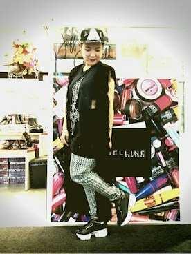 「Jeffrey Campbell（ジェフリーキャンベル）のアイテム（スニーカー）」を使った、JeffreyCampbellラフォーレ原宿店さん（レディース・158cm）の秋コーディネート