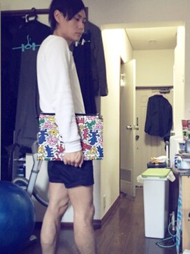 「Keith Haring（キース・ヘリング）のアイテム（バッグ）」を使った、マロニーさん（メンズ・172cm）の春コーディネート
