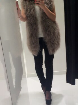 「アイテム（アナログ腕時計、ピンク系）」を使った、airi.さん（レディース・159cm）の冬コーディネート