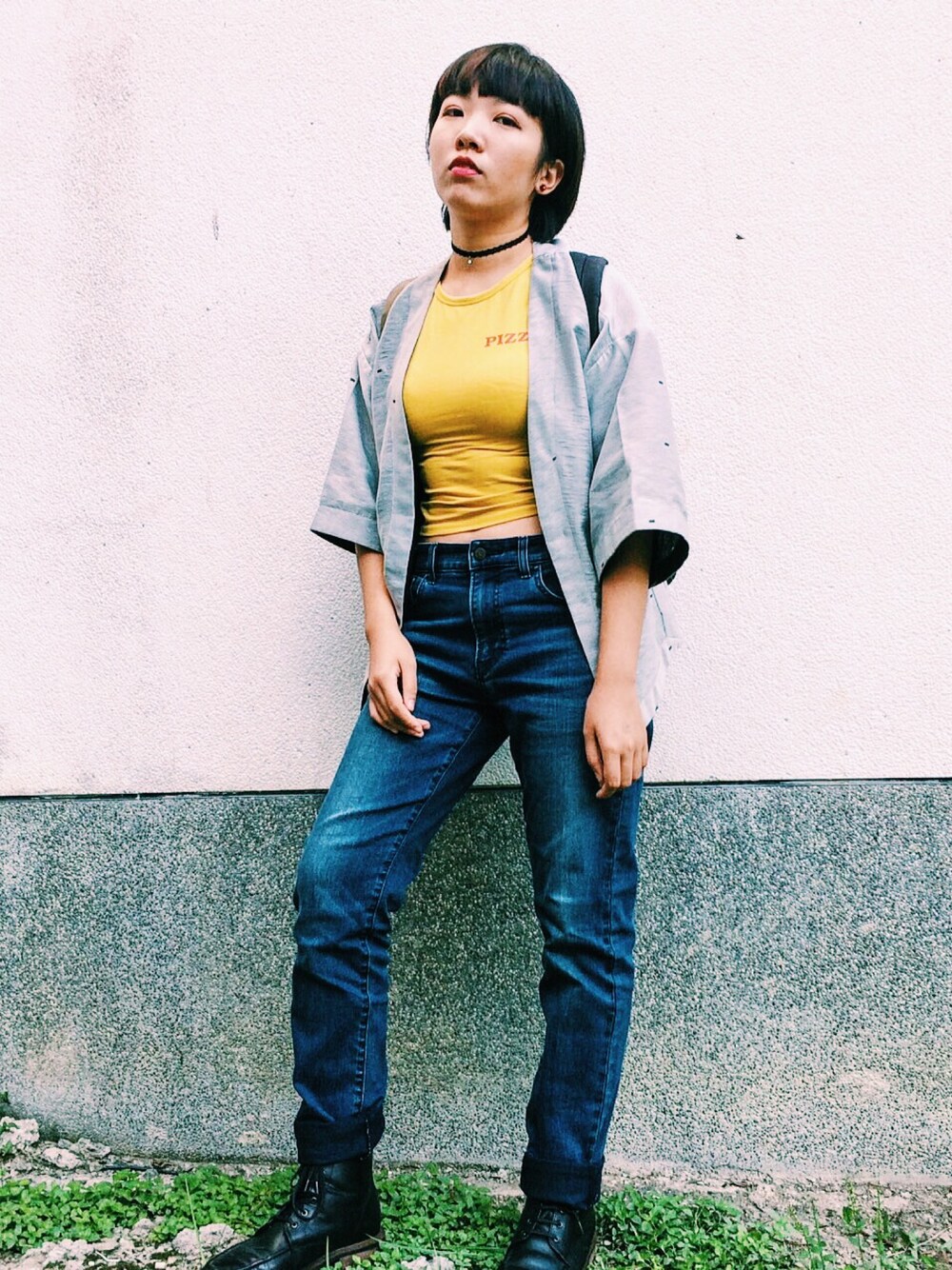 「UNIQLOのアイテム（デニムパンツ、ブルー系）」を使った、林書宇さん（レディース・164cm）の秋コーディネートの1枚目の写真