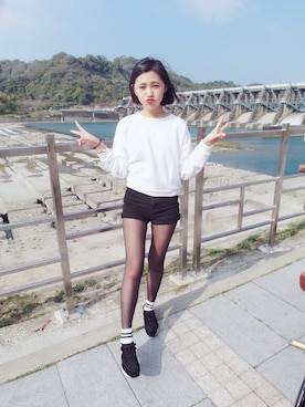 「MONKI（モンキ）のアイテム（カーゴパンツ）」を使った、Kikiさん（レディース・156cm）の春コーディネート