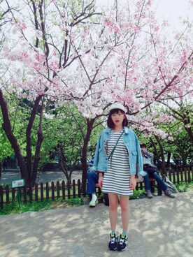「STYLENANDA（スタイルナンダ）のアイテム（デニムジャケット）」を使った、Kikiさん（レディース・156cm）の春コーディネート