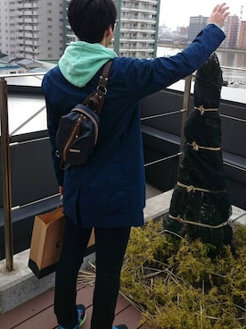 「アイテム（ステンカラーコート）」を使った、MINAGAWAATSUYAさん（メンズ・175cm・10代）の春コーディネート