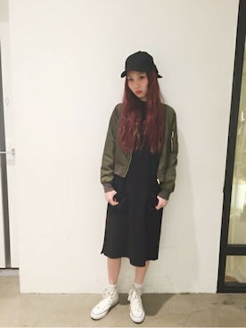 「ワンピース×スニーカー」｜「アイテム（MA-1）」を使った、jouetieさん（レディース・163cm）の冬コーディネート