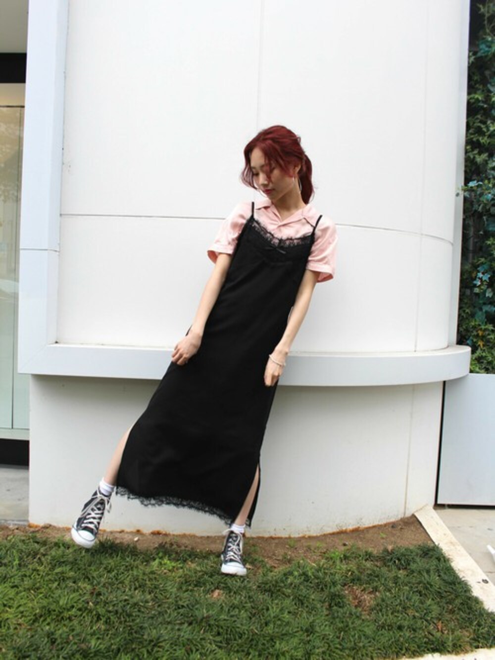 「ピンク、jouetie、ボーリングシャツ、ガーリーカジュアル、ランジェリーワンピース」｜「jouetieのlapinボーリングシャツ（シャツ/ブラウス、ピンク系）」を使った、jouetieさん（レディース・163cm）の春コーディネートの1枚目の写真