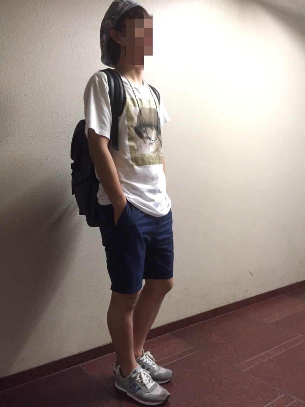 「友達、夏、キャップ、大学生、台風、疲れました、テスト、やだな」｜「NEW BALANCEのNEW BALANCE / ニューバランス: M996 US（スニーカー、グレー系）」を使った、naxaal08さん（メンズ・172cm）の夏コーディネートの1枚目の写真