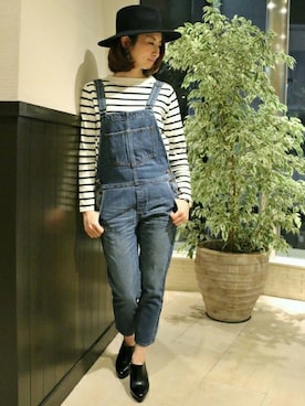 「Spick & Span（スピックアンドスパン）のアイテム（オールインワン・サロペット）」を使った、Yukoさん（レディース・166cm）の秋コーディネート