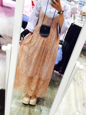 「Dr. Martens（ドクターマーチン）のアイテム（財布/小物）」を使った、**REINA**さん（レディース・151cm）の夏コーディネート