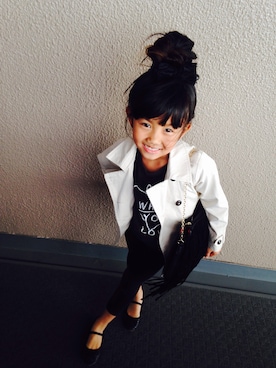 「ZARA KIDS」｜「アイテム（トレンチコート）」を使った、Nanaさん（キッズ・110cm）の秋コーディネート